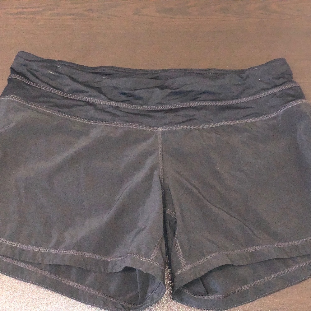 Lululemon Athletic Shorts Black 6